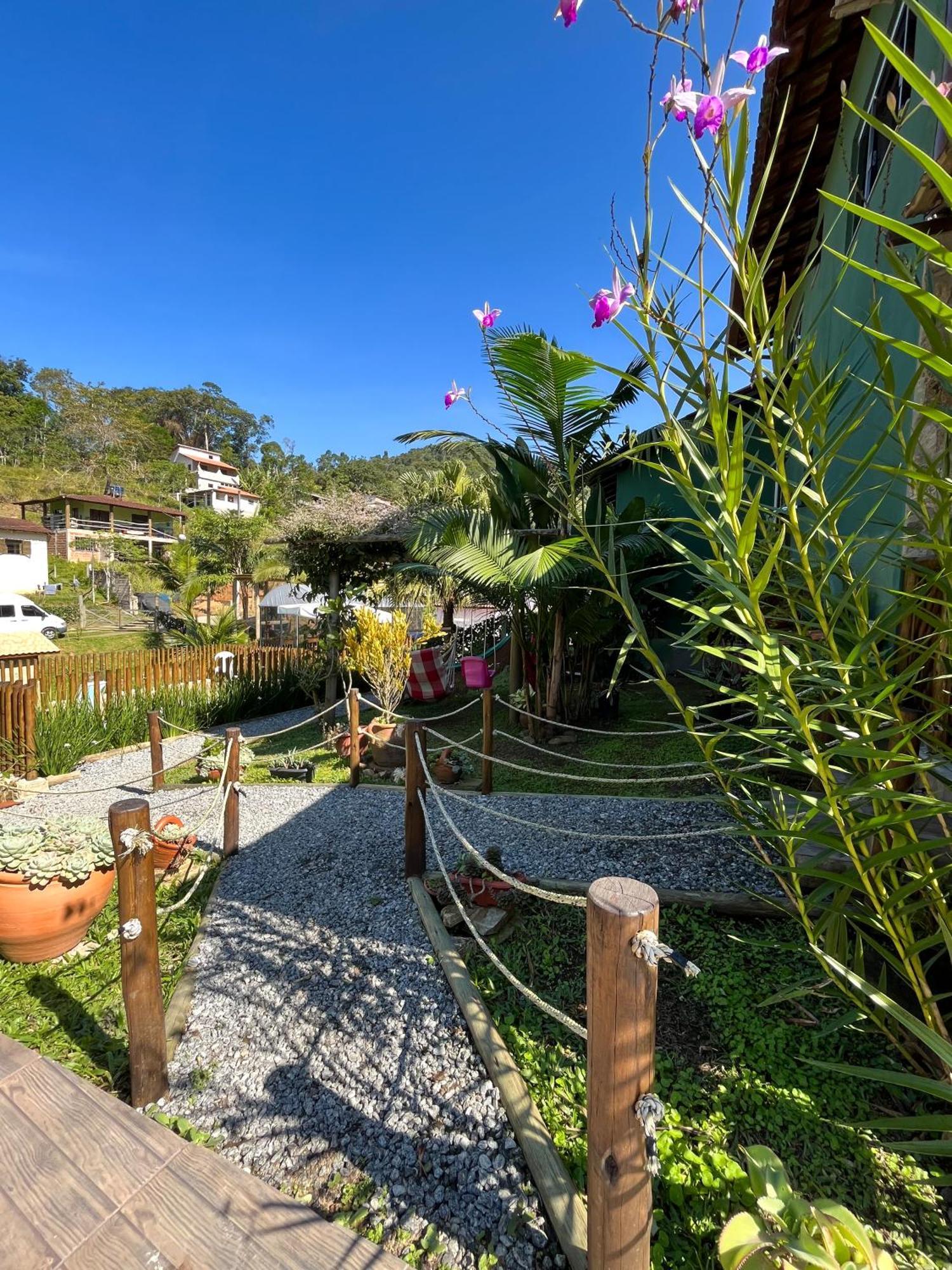 Suite aconchegante com cozinha para 2 pessoas, Paraty Flats Roots Araquari Exterior foto